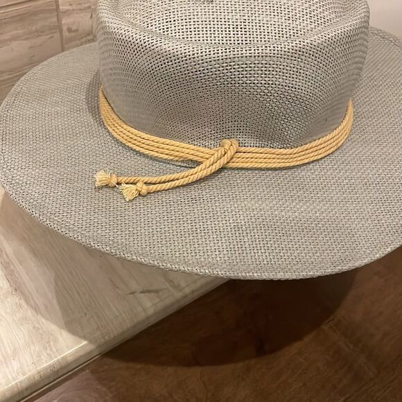 Anthropologie Light Gray Hat with Tan Band - Picture 5 of 12